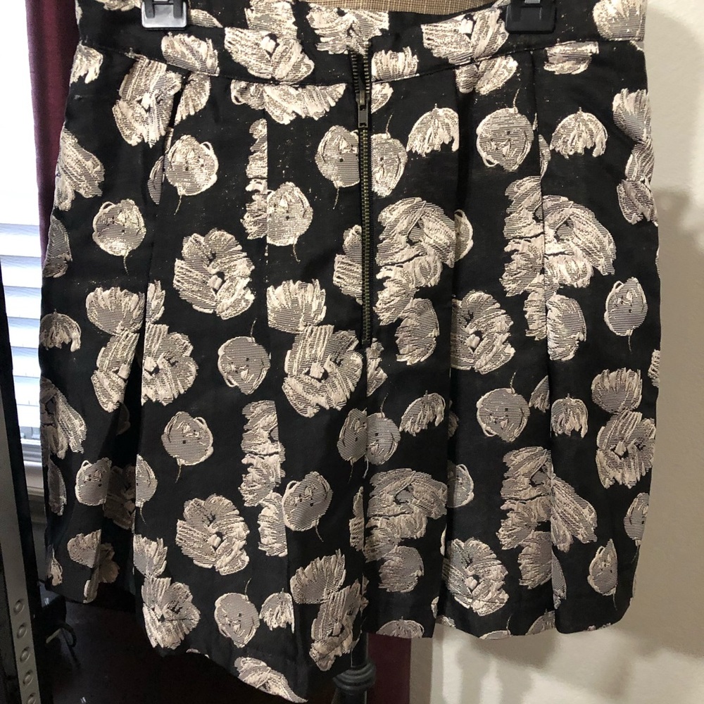 Skirt forever21 size 10-13